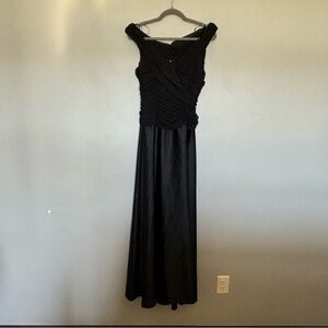 JS Collections Black Formal Gown Size 10 Bridesmaid or Mother of the Bride/Groom
